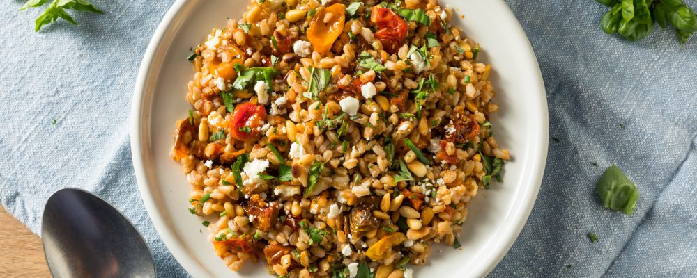 Homemade Healthy Farro Tomato Salad with Herbs